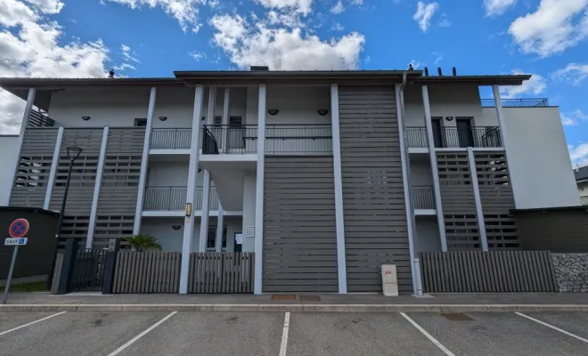 Rénovation en peinture et saturateur d'une copropriété près de Montmélian 