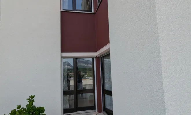 Rénovation-façade-boiseries-Chambéry-ARP2000