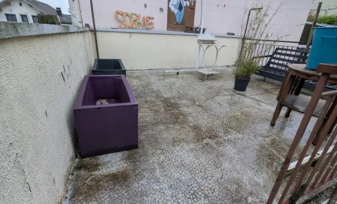 Rénovation-d-une-terrasse-et-des-façades-Challes-les-Eaux-Artisan-rénovation-peinture-2000