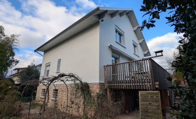 Rénovation complète en peinture d'une maison à Chambéry